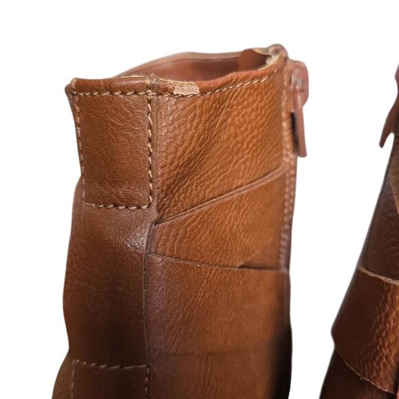 Bar III Women's Size 7 Brown Faux Leather Side Zip Heeled Booties - Picture 3 of 9